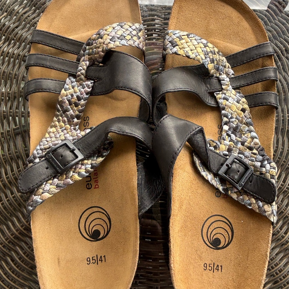 Euro wellness balance sandals